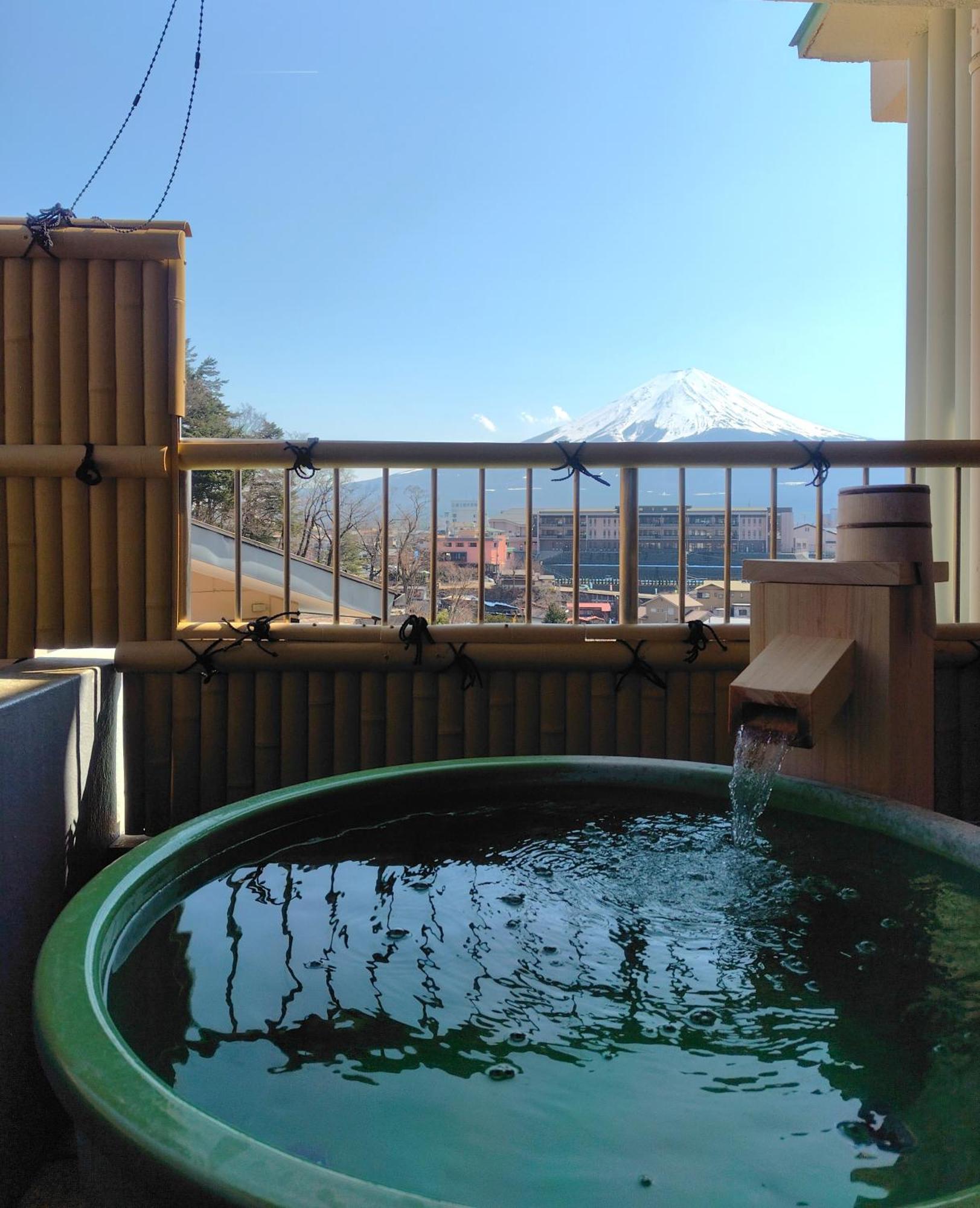 Fujikawaguchiko Onsen Konanso Hotell Eksteriør bilde