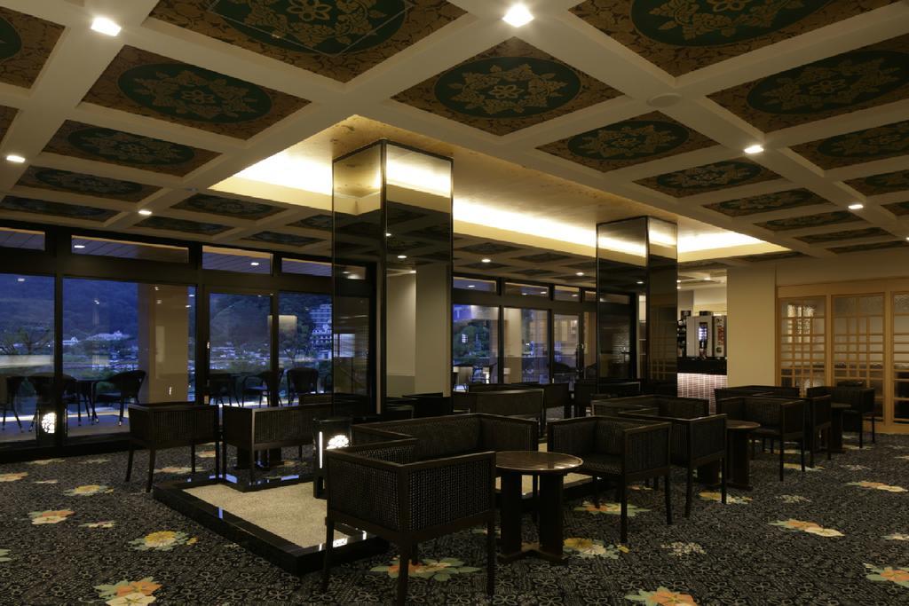 Fujikawaguchiko Onsen Konanso Hotell Eksteriør bilde Interior of the restaurant